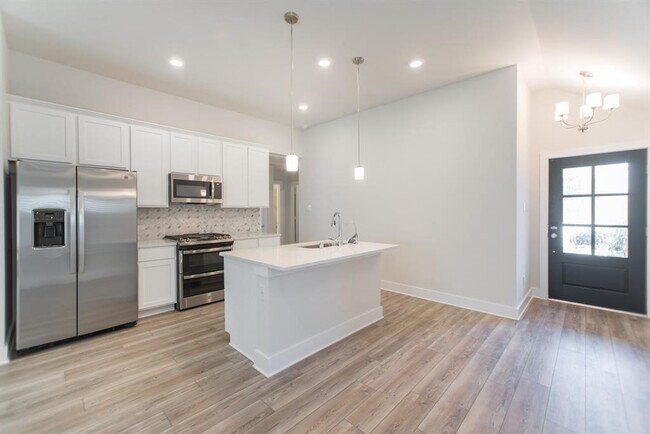 Building Photo - 10626 Whitejacket