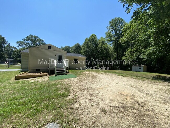 Building Photo - 16623 Braswell St
