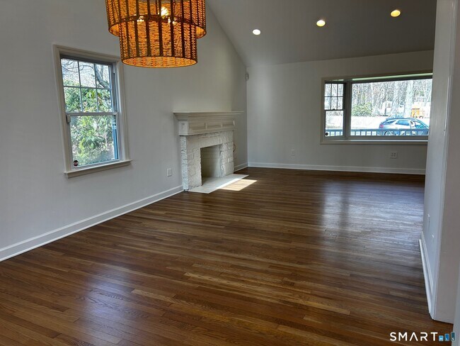 Building Photo - 97 Godfrey Rd