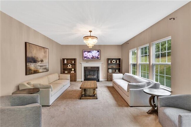 Building Photo - 207 Eddie Lewis Dr