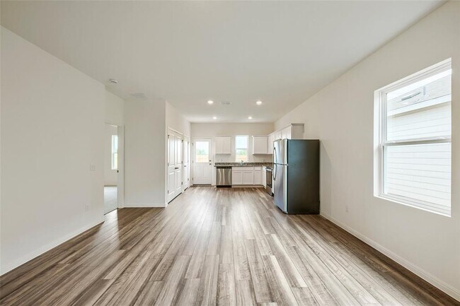 Building Photo - 5345 Calluna Dr