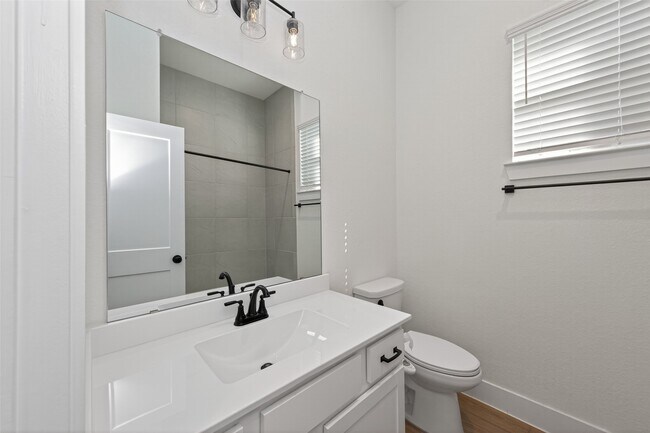 Building Photo - 177 Hidden Peak Dr