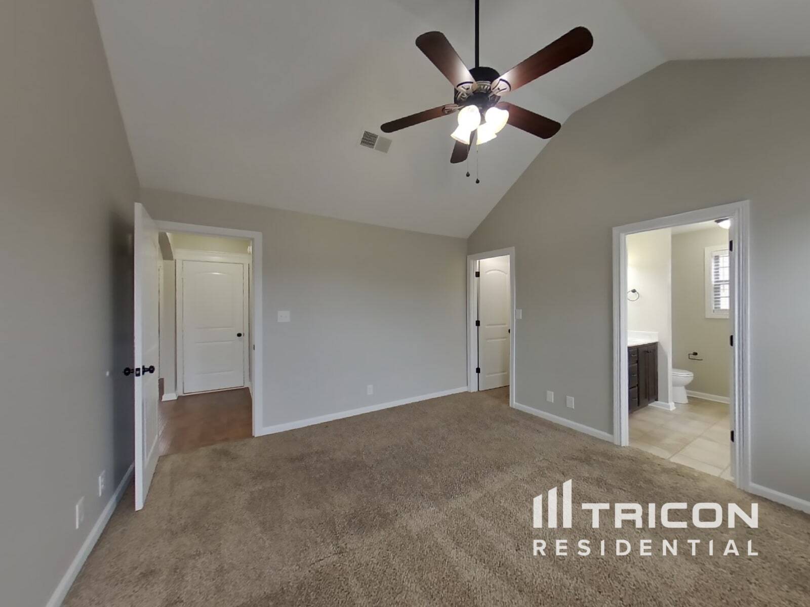 Building Photo - 1123 Freedom Dr