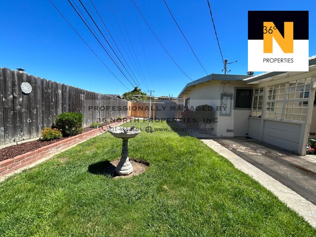 Building Photo - Charming 3 Bed/2 Bath Home with Bonus Room...