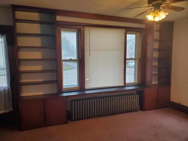 Building Photo - 202 W High St