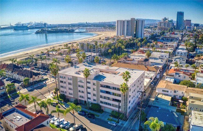 Building Photo - 1635 E Ocean Blvd