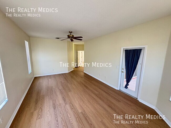 Building Photo - 7823 Fernleaf Dr