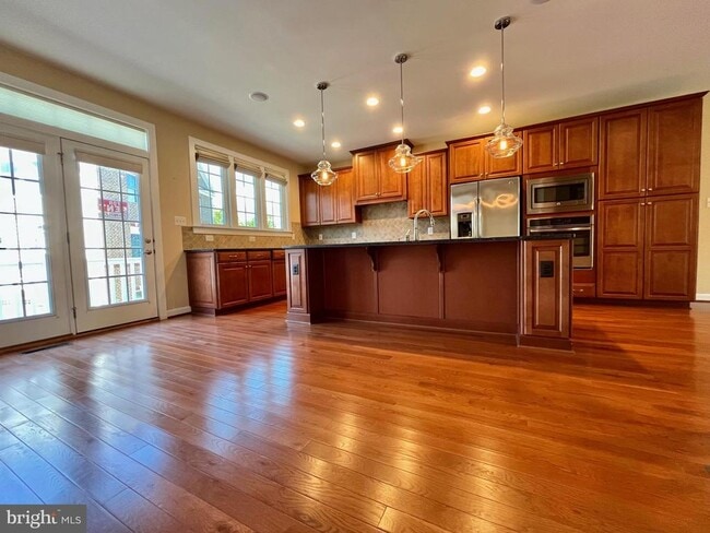 Building Photo - 3152 Yeager Dr