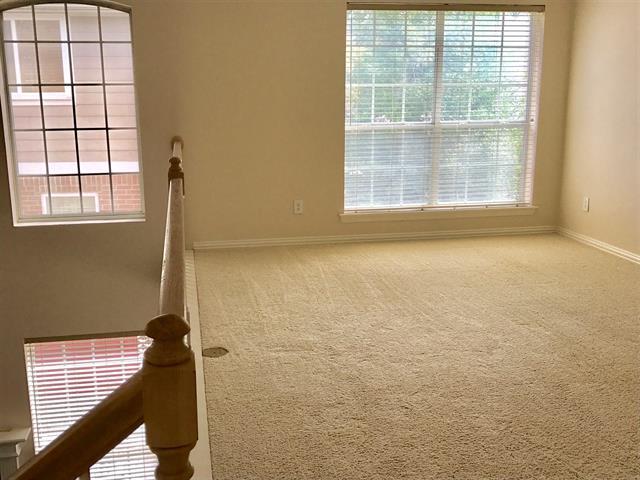 Building Photo - 14608 Hawthorne Ct