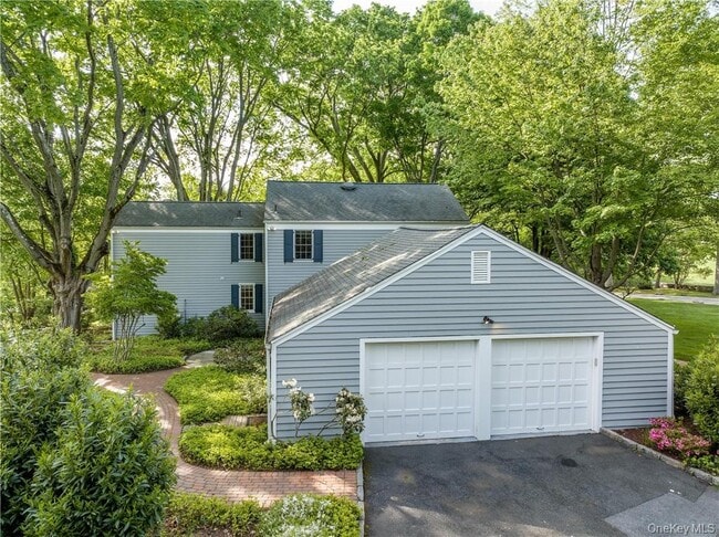 Building Photo - 11 Sunset Ln