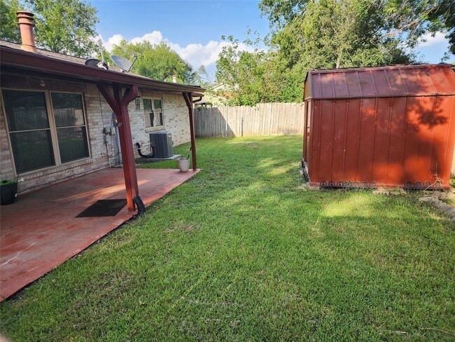 Building Photo - 7615 Fur Market Dr