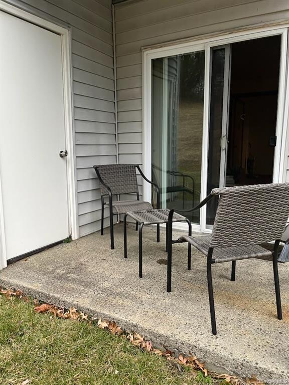 Building Photo - 7 Ivy Ct