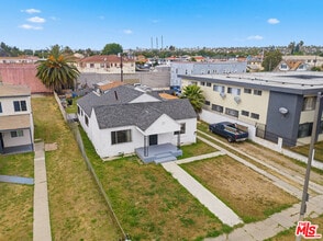 Building Photo - 6015 Brynhurst Ave