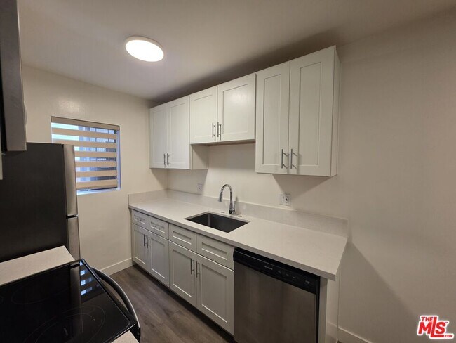 Building Photo - 1625 Franklin St