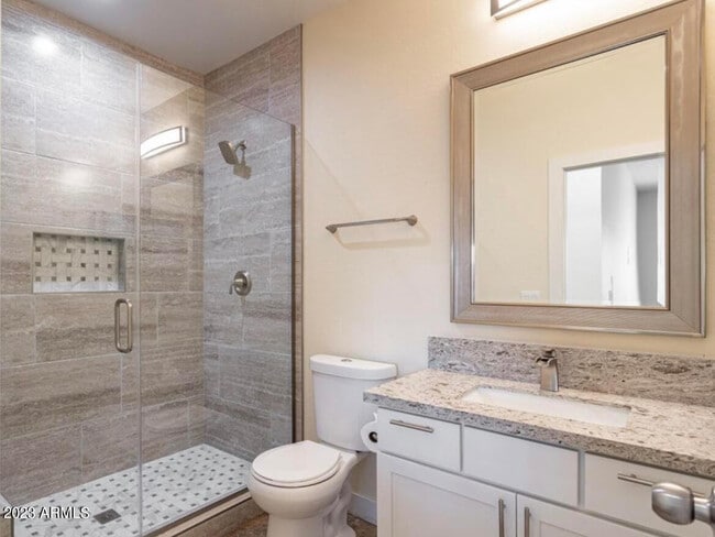 Building Photo - 411 N Central Ave