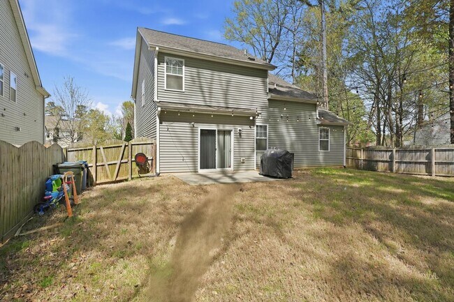 Building Photo - 409 Walsenburg Dr