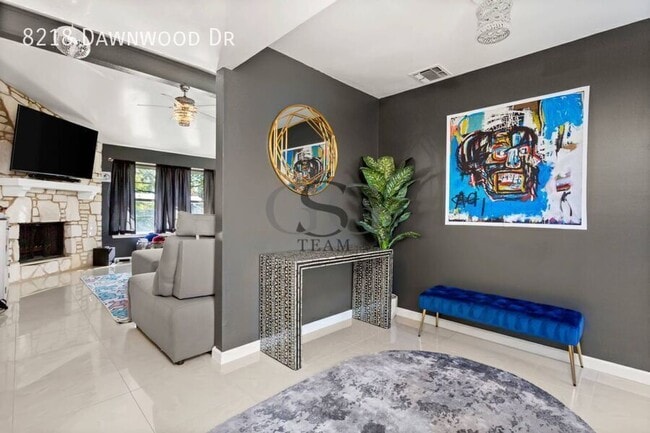 Building Photo - 8218 Dawnwood Dr