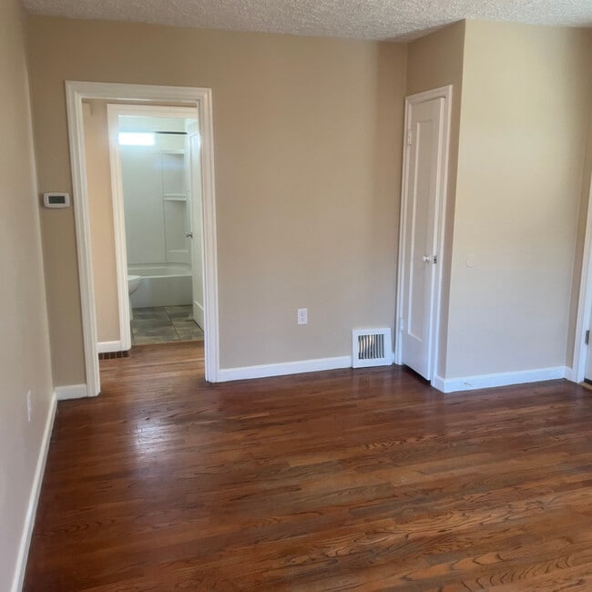 Building Photo - 2715 O St