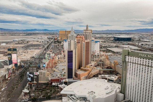 Building Photo - Waldorf Astoria Las Vegas- 1 bed .5 bath on the 39th floor!