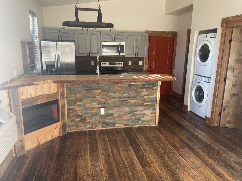 Building Photo - 6174 Lay About Ln