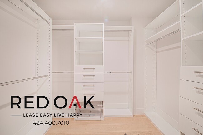 Building Photo - 1415 Reeves St