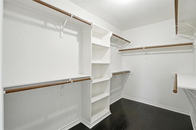 Building Photo - 10926 Wynfield Springs Dr