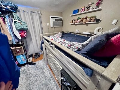 Building Photo - 21 Symphony Rd