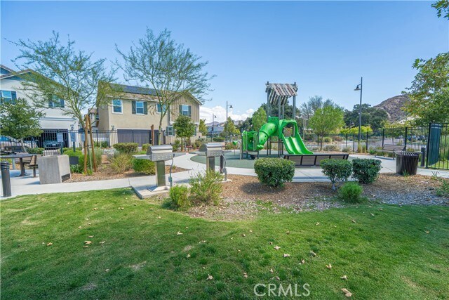 Building Photo - 17047 Zion Dr