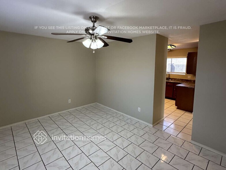 Building Photo - 1014 E Marco Polo Rd