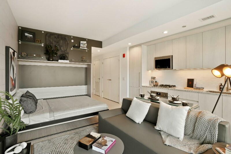 Building Photo - 345 N Union Ave