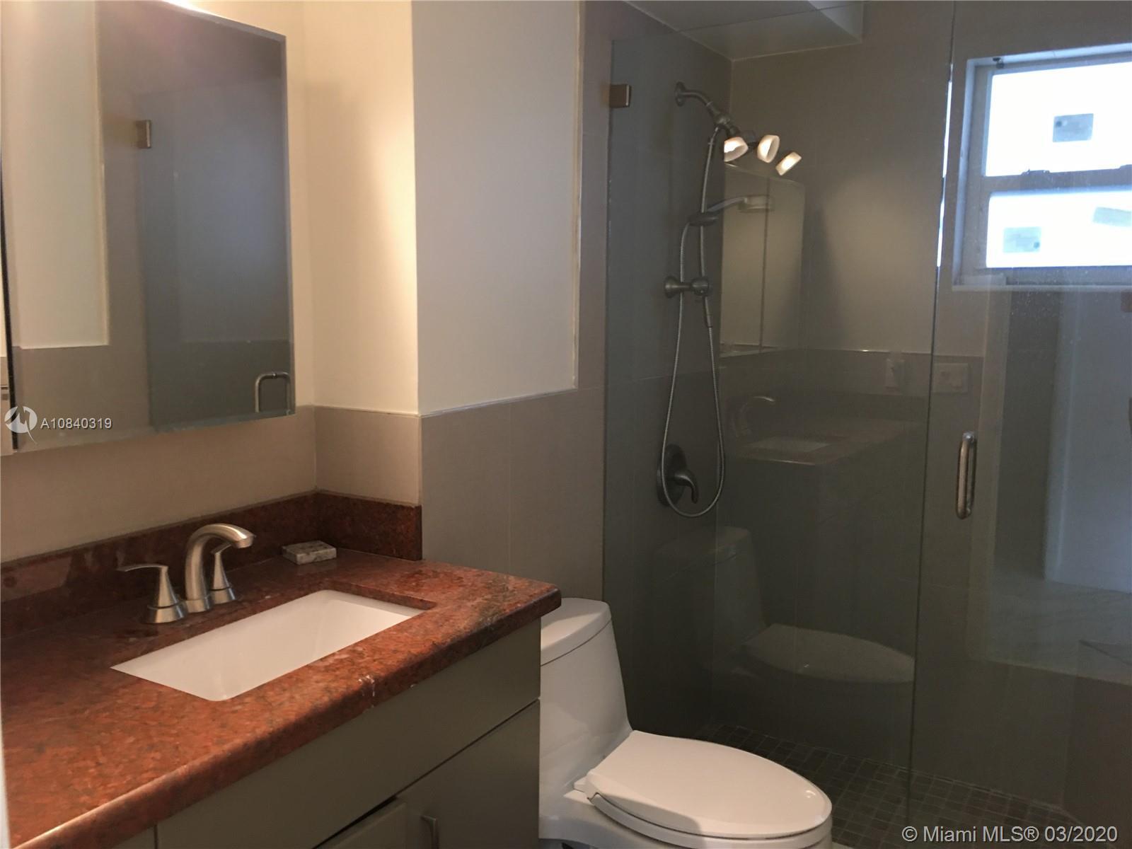 Building Photo - 2201 S Ocean Dr