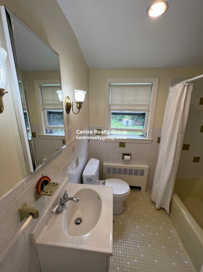 Building Photo - 48 River Ave