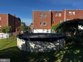 Building Photo - 3980 Carteret Dr