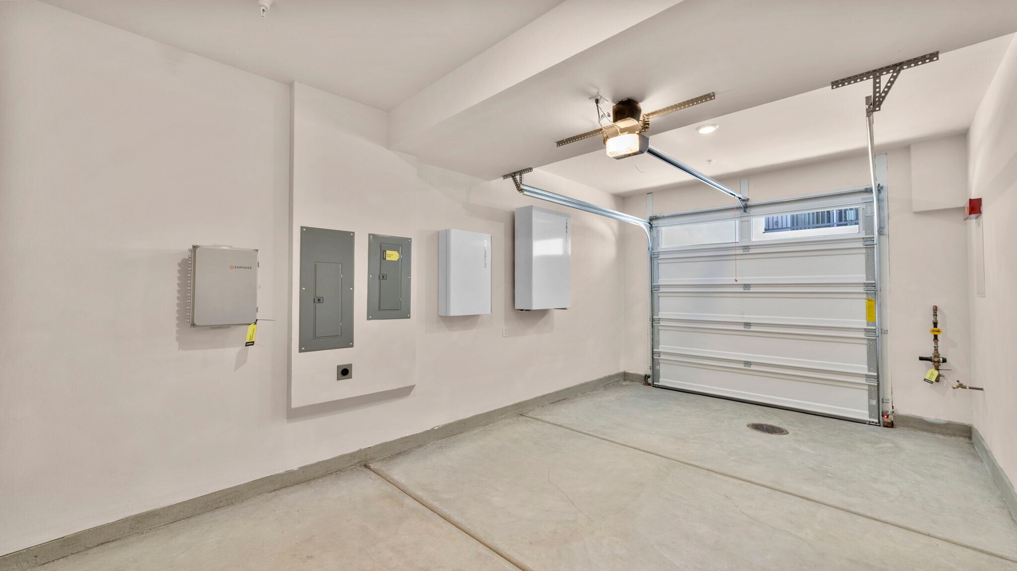 Building Photo - 1208 Mountain Laurel Rd