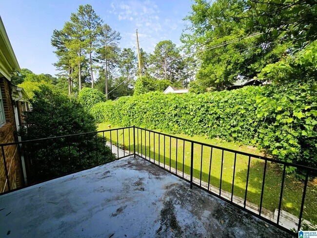 Building Photo - 3413 Sandner Ct