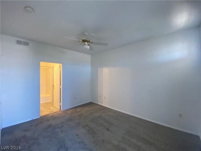 Building Photo - 8555 W Russell Rd