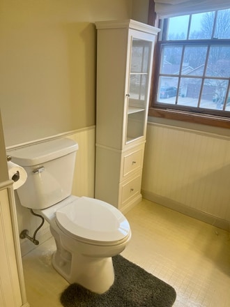 Master bathroom - 1382 Santa Fe Dr