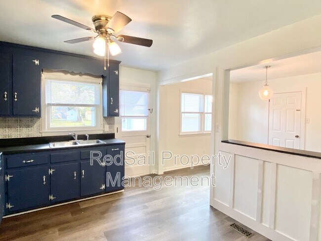 Building Photo - 1003 Faubus Dr