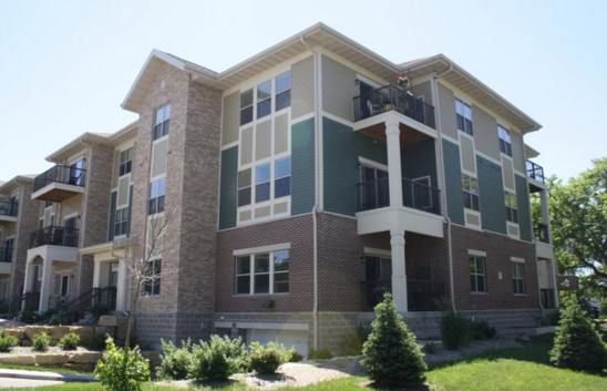 Building Photo - Fairway Glen Apartments