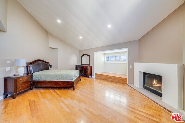 Building Photo - 3860 Cazador St