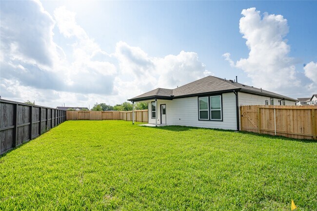 Building Photo - 23902 Tillage Ln