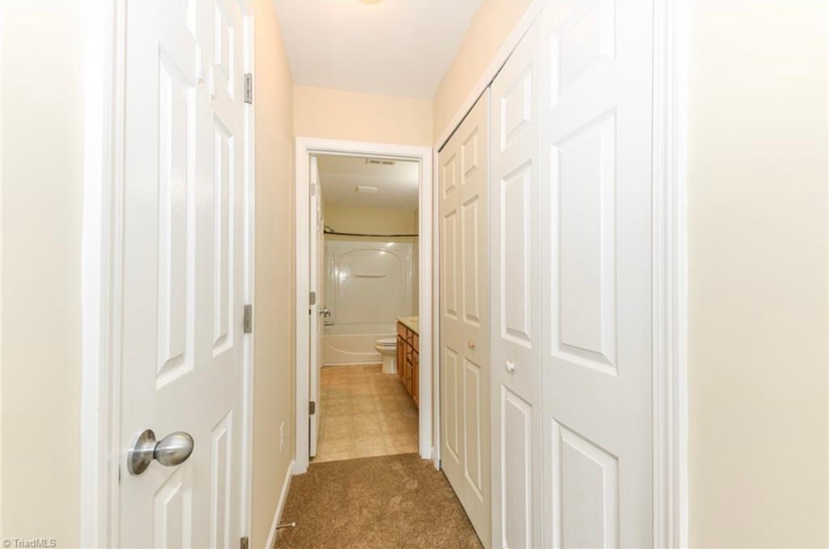 Building Photo - 636 Grasswren Way