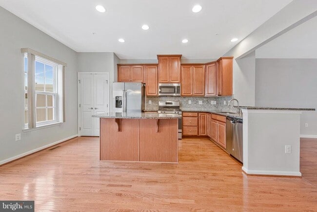 Building Photo - 7216 Sugar Magnolia Ln