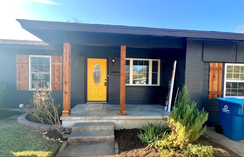 Building Photo - 901 Leeper Dr