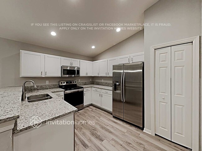 Building Photo - 8066 Brookeshire Dr