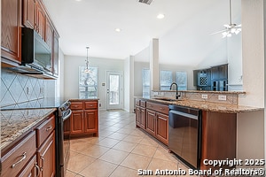 Building Photo - 526 Parkmont Ct