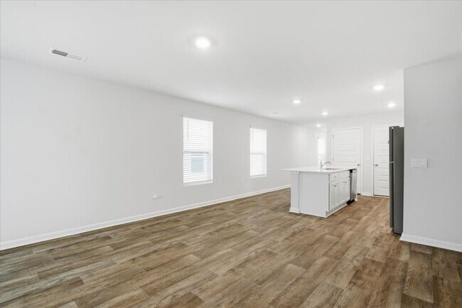 Building Photo - 23 Cedar Creek Ln