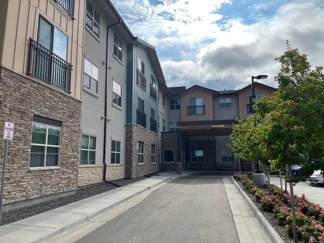Building Photo - Oakwood Senior II Apartments