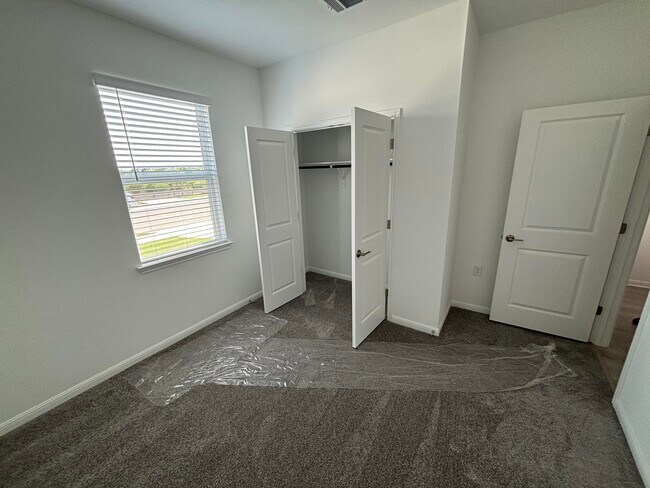 Building Photo - 1224 Purple Martin Dr