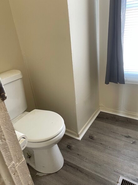 Building Photo - 7317 Walden Dr